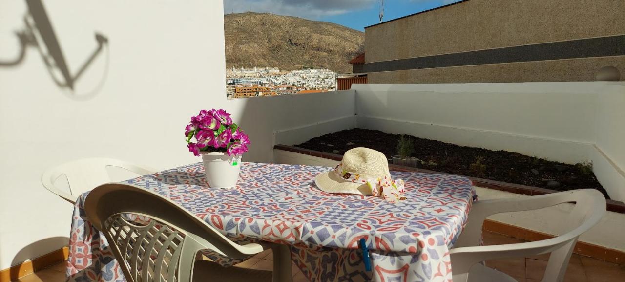 Los Cristianos Apartment, 1 Bedroom Wifi Free & Big Terrace المظهر الخارجي الصورة